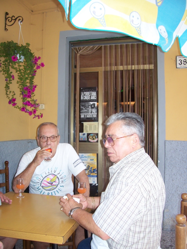  Image name: Persone005.jpg 
 width: 601 pixel 
 height: 800 pixel 
 Size: 386794 bytes 
 Click to enlarge 